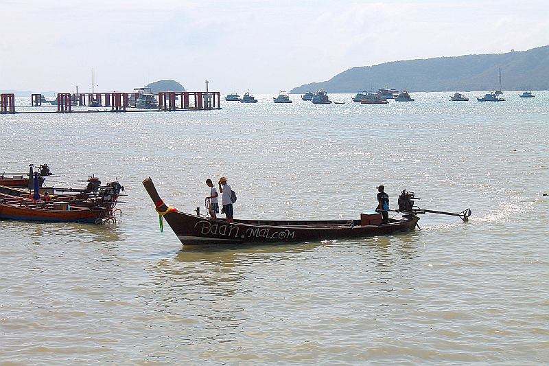langschwanzboot phuket thailand traditionelles boot